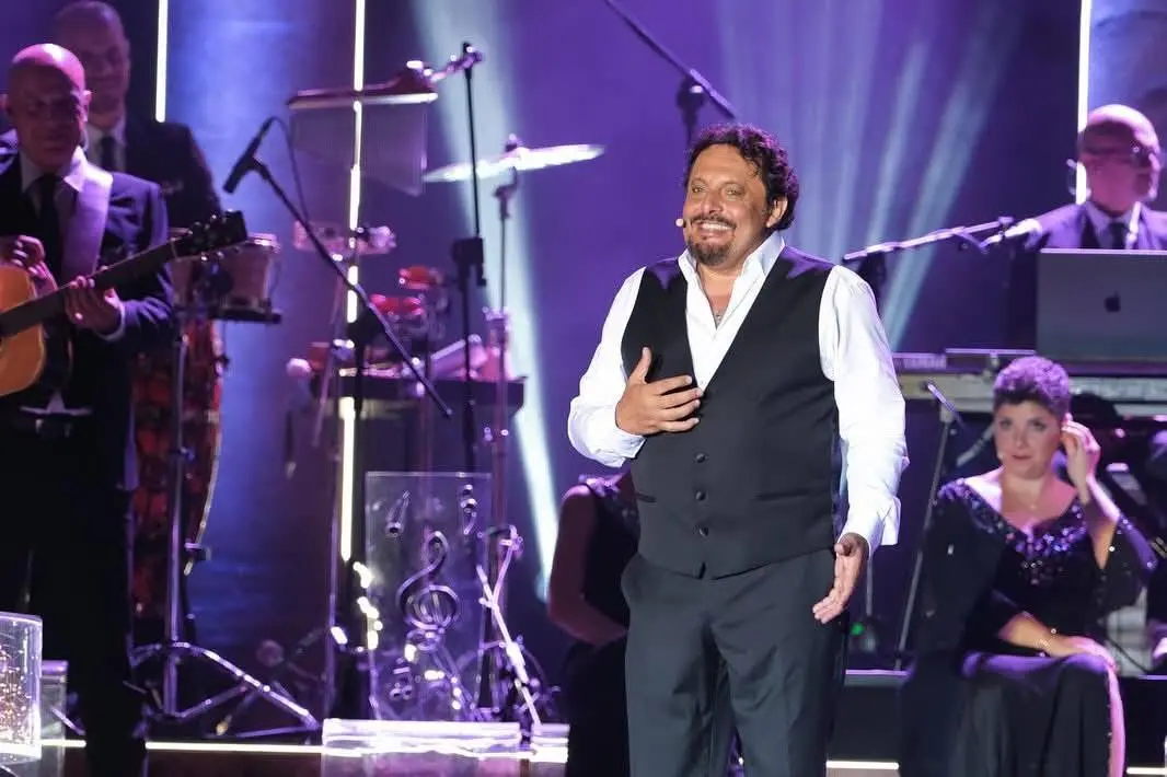 Enrico Brignano a Lamezia Terme: il 27 agosto il nuovo show “Bello di mamma” al Parco Mitoio\n