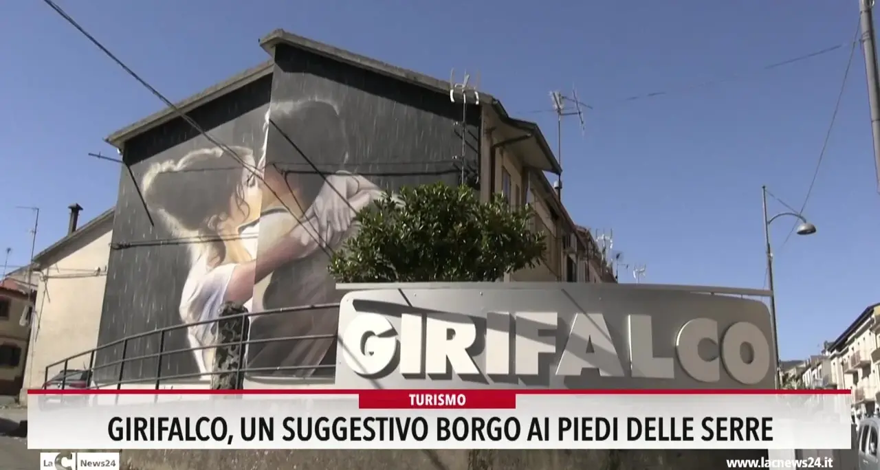 Girifalco, un suggestivo borgo ai piedi delle serre