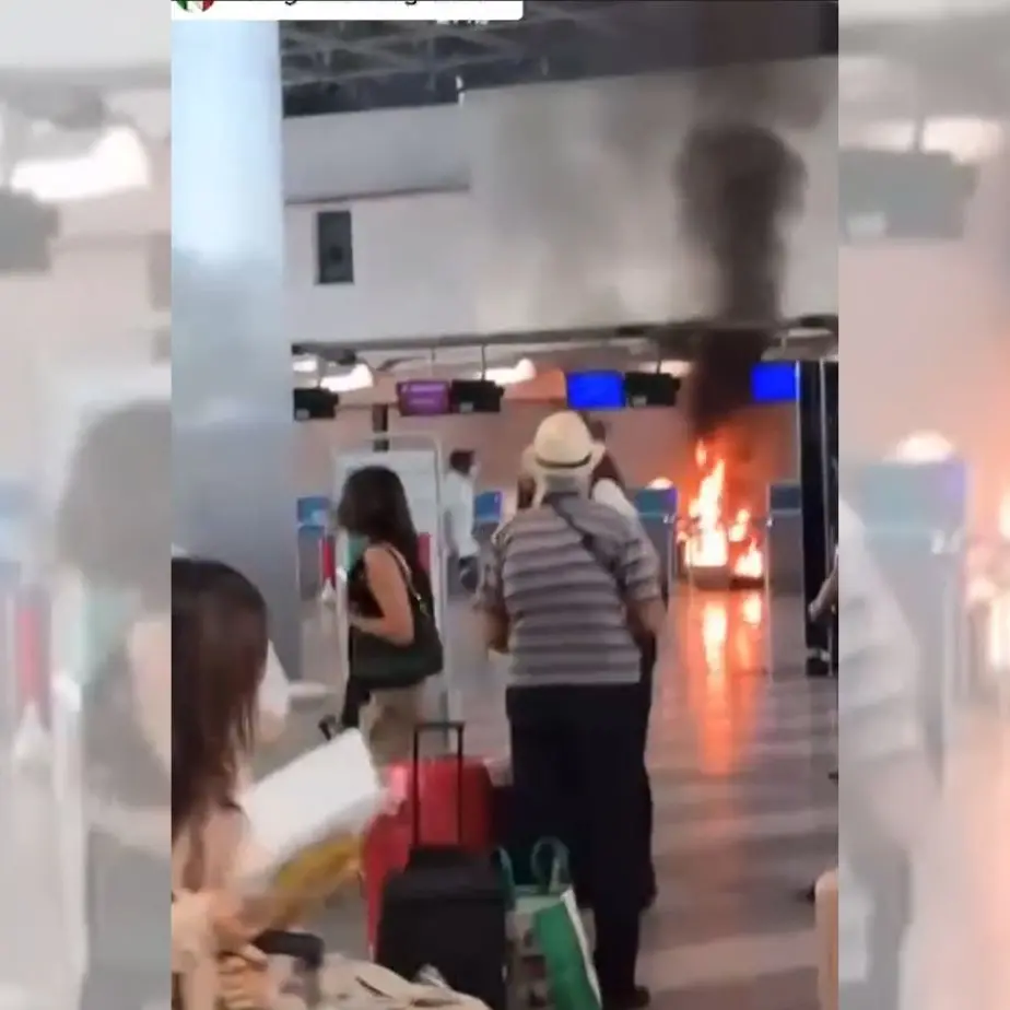 Panico a Malpensa, giovane appicca il fuoco e prende a martellate il banco del check-in. Evacuato il Terminal 1\n