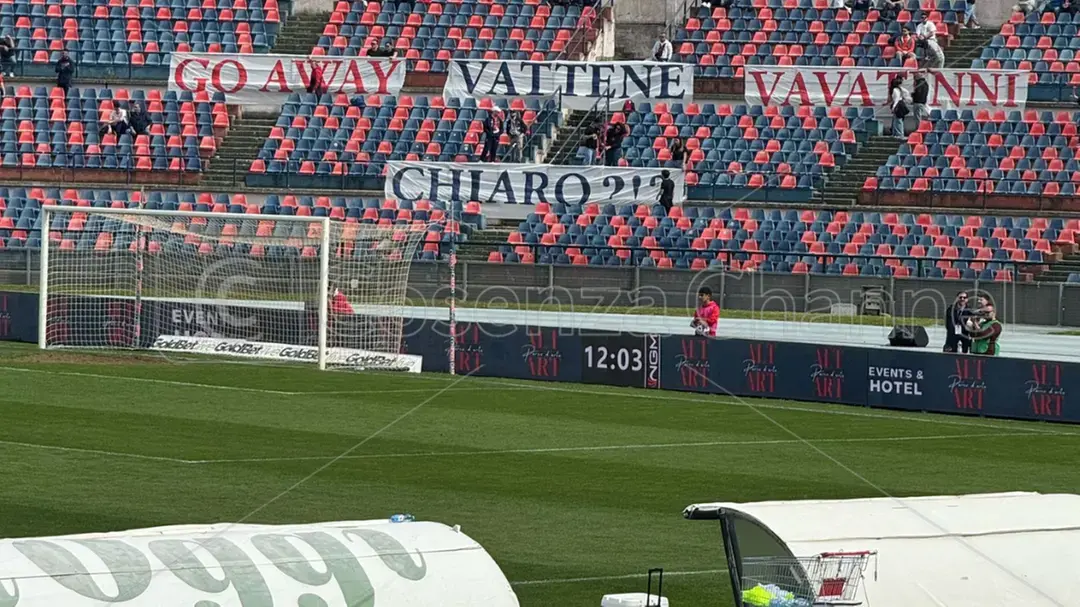 La Curva Sud del Cosenza: «Presenti solo in trasferta e non al Marulla»