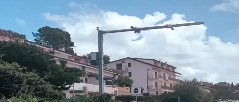 Sulla Statale 18 attivo il sorpassometro per rilevare le manovre non consentite: l’iniziatica del Comune di Acquappesa\n