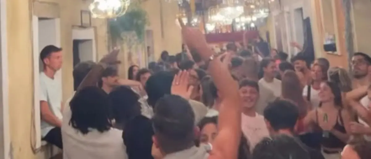 Notte Bianca a San Lucido, migliaia di persone e musica fino all’alba\n