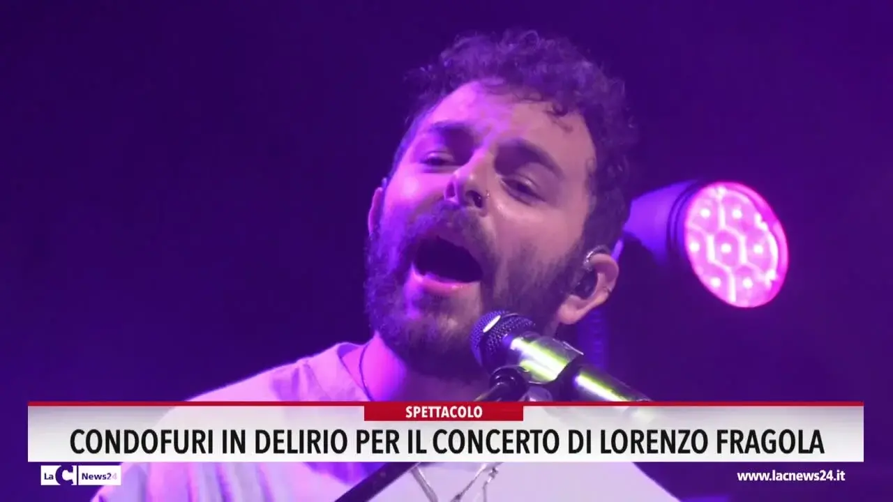Condofuri in delirio per il concerto di Lorenzo Fragola