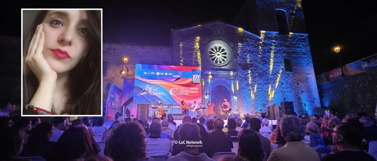 Premio Letterario Caccuri, le emozioni della scrittrice calabrese Angela Bubba: «Un fenomeno esaltante»\n