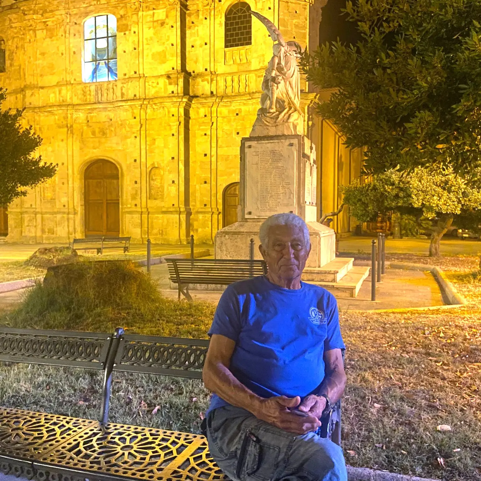 L’estate a\u00A0piedi nudi a Borgia, la prima\u00A0bici e poi in Svizzera «dove ci chiamavano “zingari”»: i ricordi di Antonio\u00A0\n