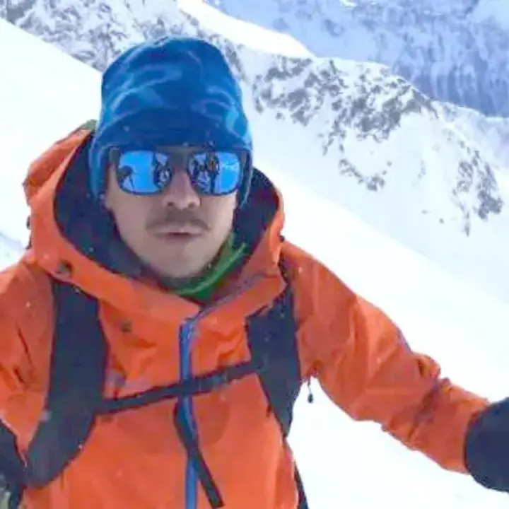 Alpinista italiano muore in Kirghizistan, cercava di salvare una compagna di cordata\n