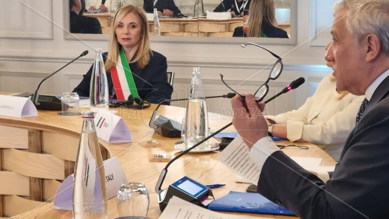 Donne troppo spesso ai margini della politica ma non c’è un limite a ciò che possiamo fare: non siamo solo madri\n