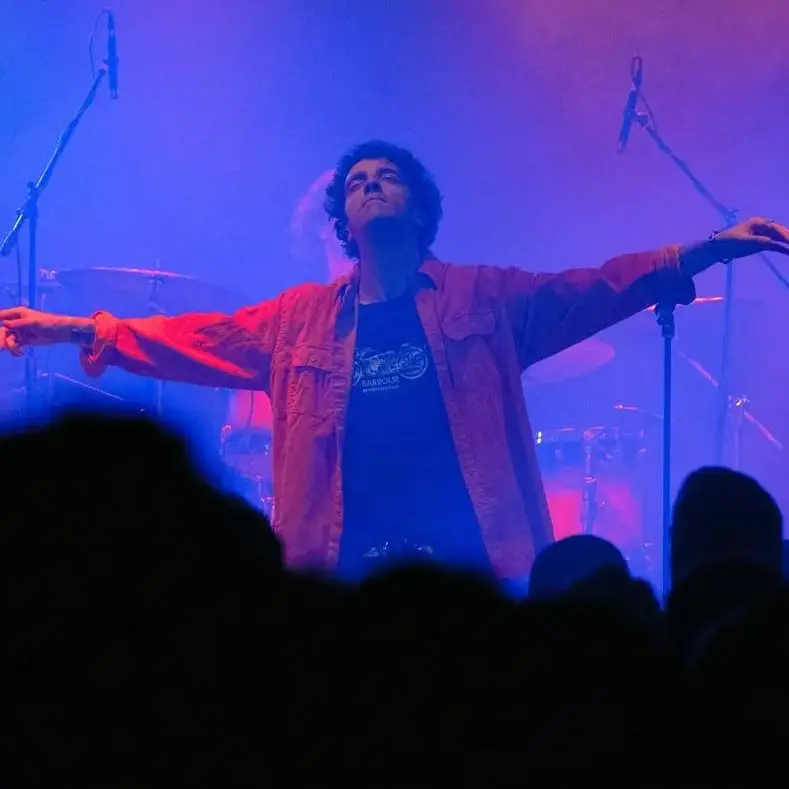 Eman in concerto a Nocera Terinese: la musica del cantautore calabrese in\u00A0una notte speciale di fine estate\n