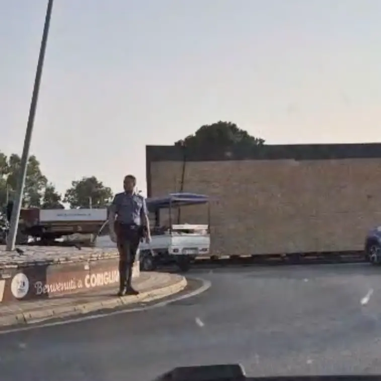 Corigliano Rossano,\u00A0\n\nautoarticolato bloccato alla rotatoria del Frasso: traffico in tilt\n