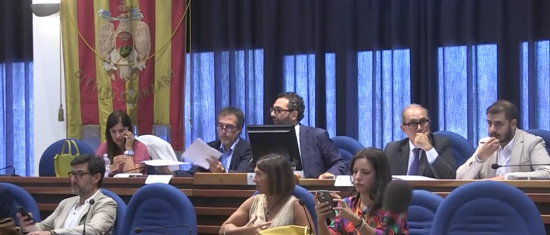 La “grana”\u00A0Catanzaro Servizi in Consiglio comunale,\u00A0fra accuse incrociate e dati contestati