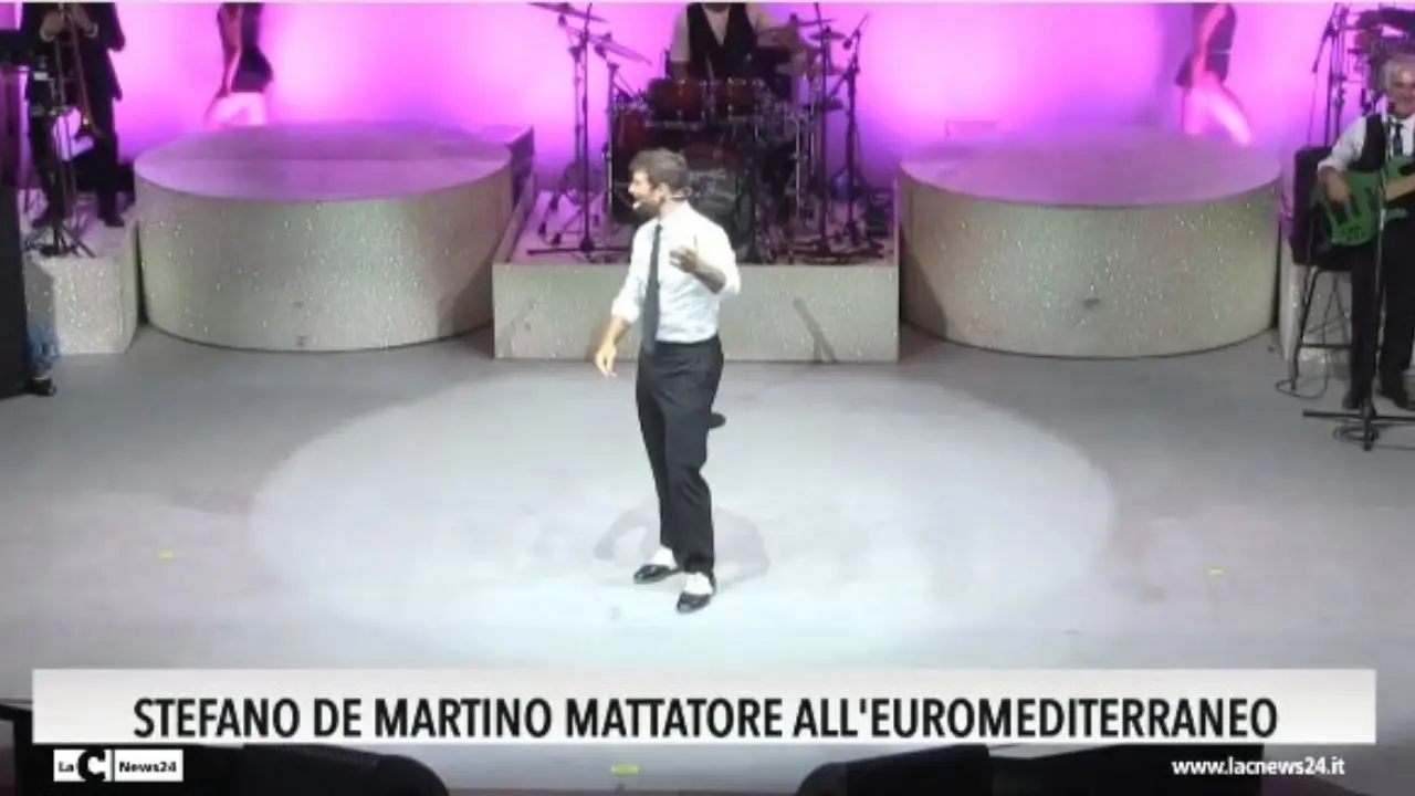 Stefano De Martino mattatore all'Euromediterraneo