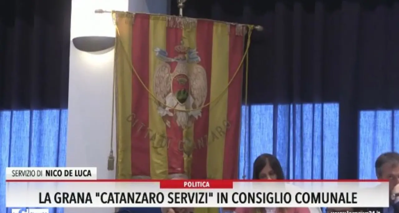 La grana \"Catanzaro servizi\" in consiglio comunale