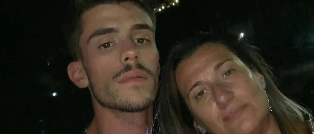 Rissa mortale a Isola, Filippo Verterame ucciso con un coltello da cucina: contestato l’omicidio volontario a un 29enne - NOMI\n