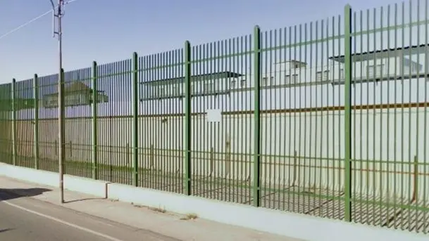 <p>Il carcere di Palmi</p>\\n