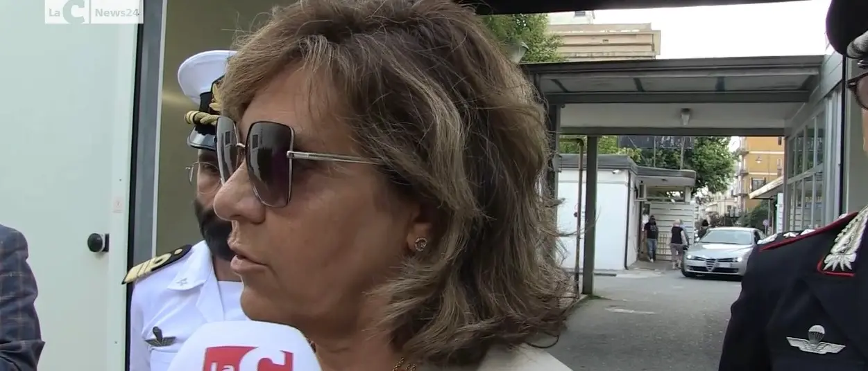 Aggressione alla Guardia costiera, il prefetto di Vibo: «Gesto animalesco che denota una\u00A0sottocultura criminale»