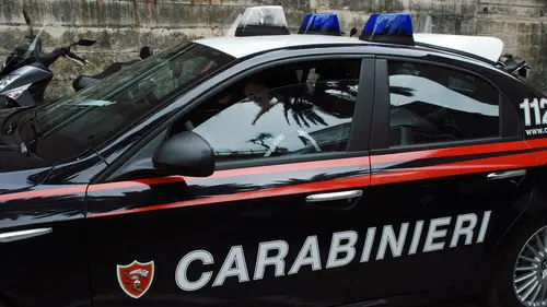 <p>Le indagini sono state affidate ai militari dell&#39;Arma</p>\\n