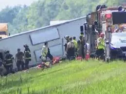 Usa, bus turistico si ribalta dopo gita alle cascate del Niagara: 5 morti nello Stato di New York\n