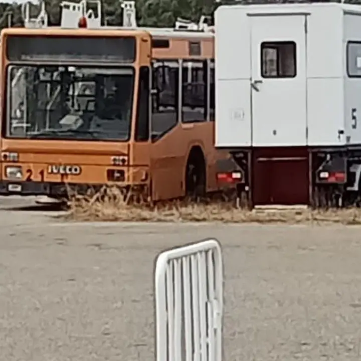 Crotone, petizione per salvare lo storico Iveco 490: da relitto a futura attrazione turistica