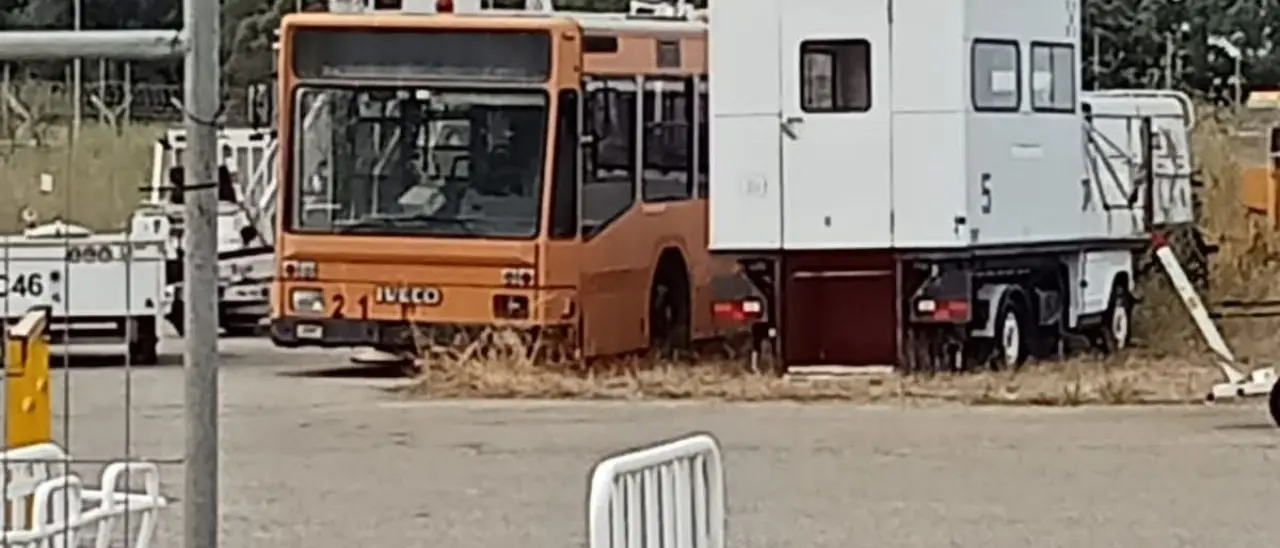 Crotone, petizione per salvare lo storico Iveco 490: da relitto a futura attrazione turistica