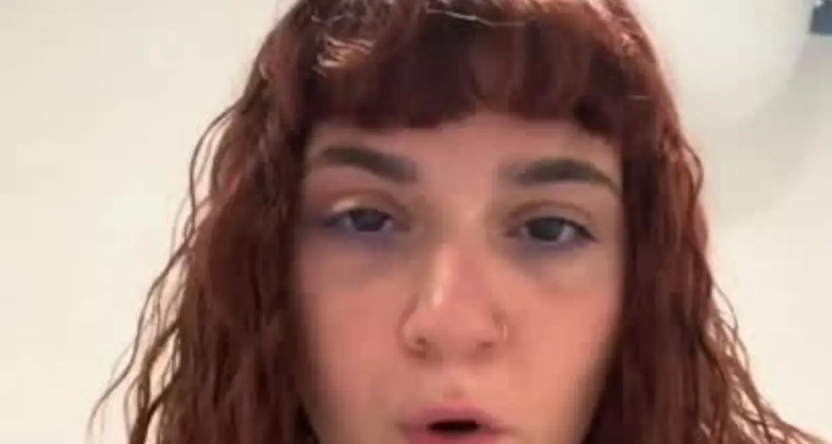 «Se togli il reggiseno ci fai felici»: bufera all’Umberto I di Roma, studentessa denuncia tecnico in un video virale