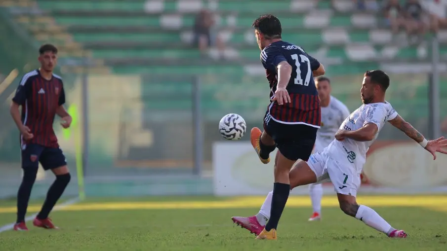 Cosenza, su Caporale piomba la Salernitana. Lo vuole Serse Cosmi