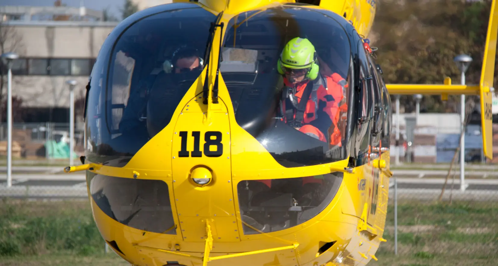 Incidente a Diamante, tre feriti nello scontro fra due motociclette