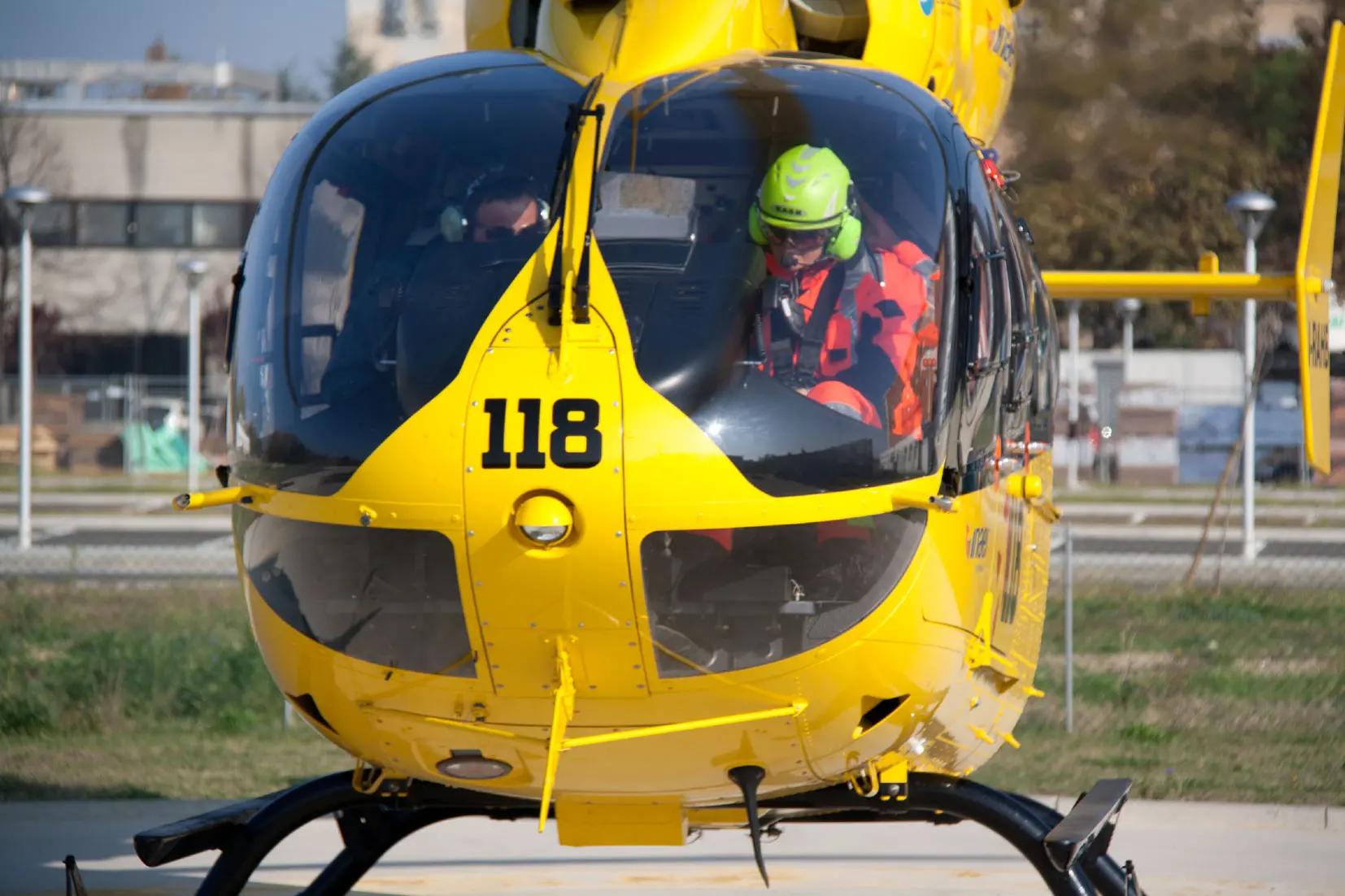 Incidente a Diamante, tre feriti nello scontro fra due motociclette