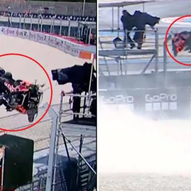 MotoGp, tragedia evitata in Ungheria: Acosta cade, la moto sfiora il cameraman\n