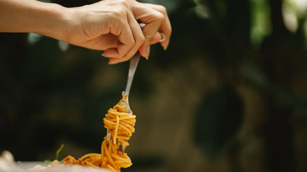 Nicotera, 30 intossicati nel Vibonese dopo un pranzo in un villaggio turistico: indagano i Nas