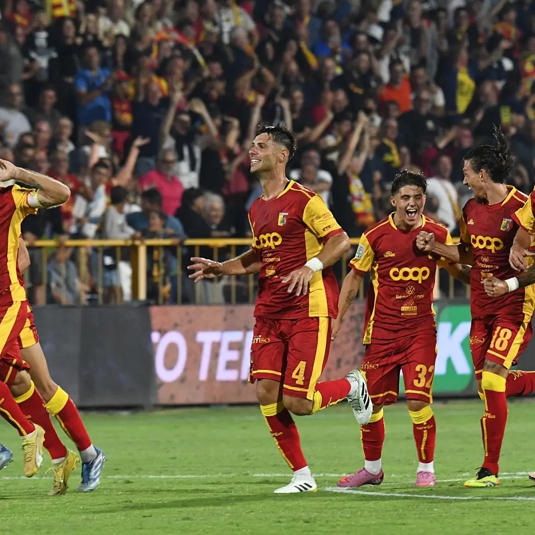 Catanzaro-Sudtirol, Iemmello (con un gran gol) risponde a Kofler per il definitivo 1 a 1\n