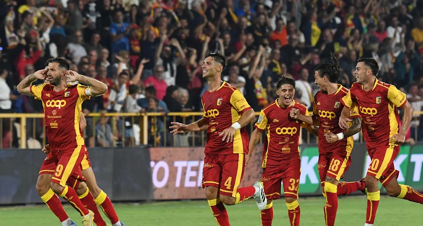 Catanzaro-Sudtirol, Iemmello (con un gran gol) risponde a Kofler per il definitivo 1 a 1\n