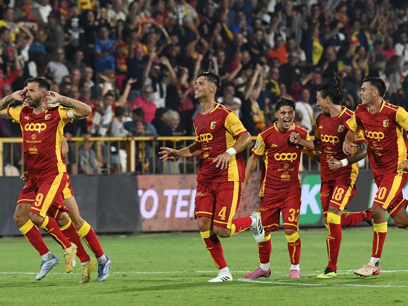 Catanzaro-Sudtirol, Iemmello (con un gran gol) risponde a Kofler per il definitivo 1 a 1