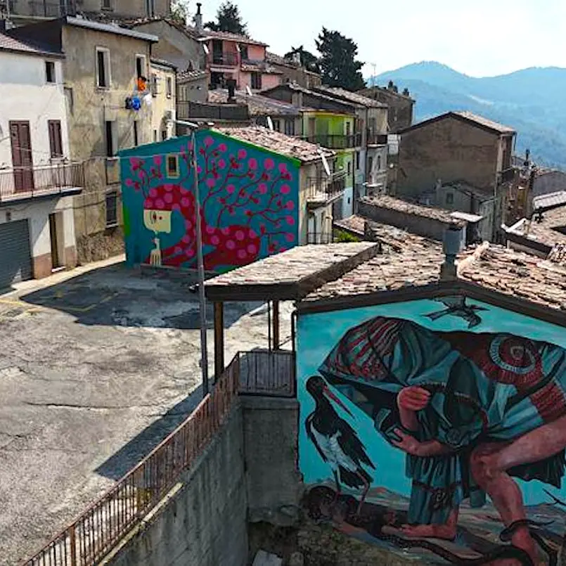 San Giovanni in Fiore, realizzati due nuovi murales nel quartiere Cuschinu\n