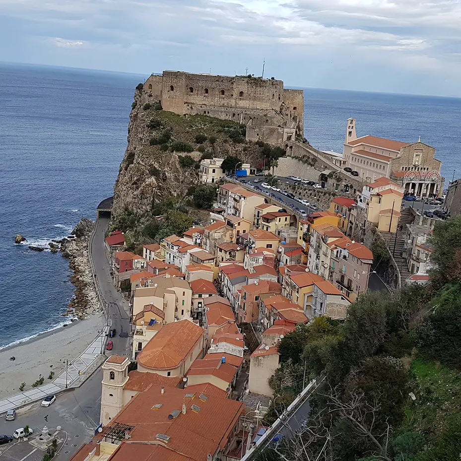 La catastrofe sismica del 1783: 5 tremende scosse tra febbraio e marzo. A Scilla uno tsunami con circa 2.000 morti\n