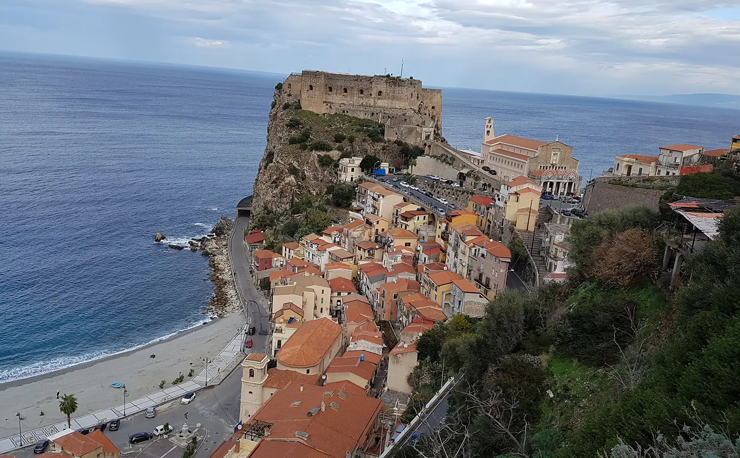 La catastrofe sismica del 1783: 5 tremende scosse tra febbraio e marzo. A Scilla uno tsunami con circa 2.000 morti\n