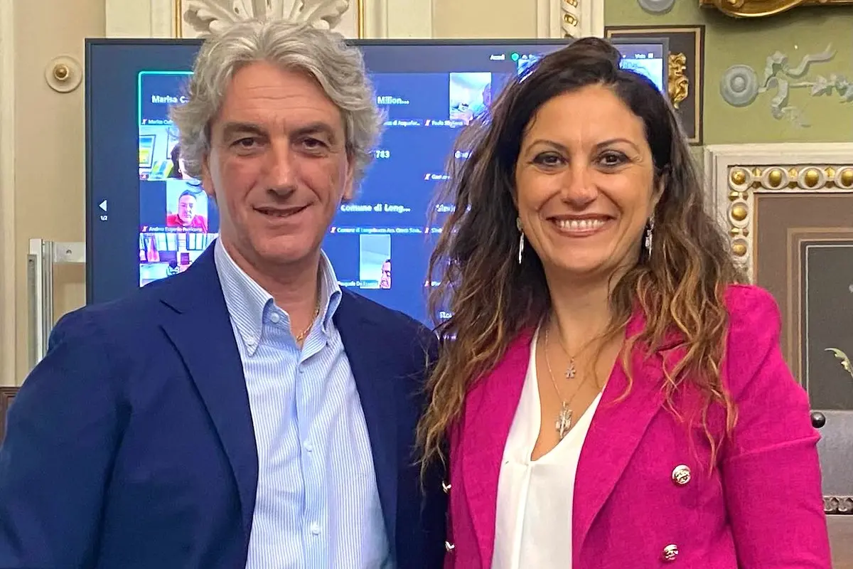 Il sindaco di Cetraro Giuseppe Aieta e la presidente della provincia di Cosenza Rosaria Succurro