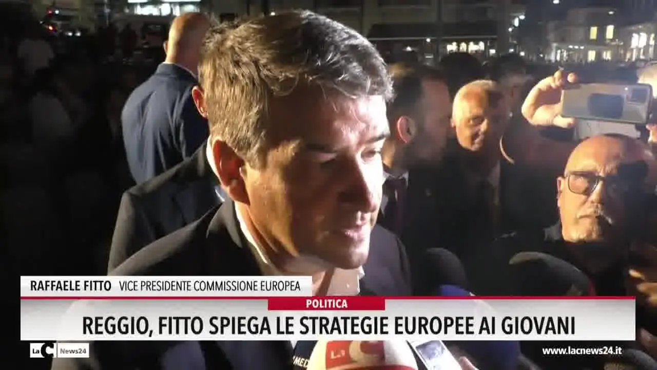 Reggio Calabria, Fitto spiega le strategie europee ai giovani