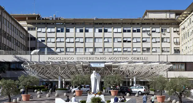 Rende, la dodicenne precipitata da un balcone non rischia la vita e sarà operata al bacino\n