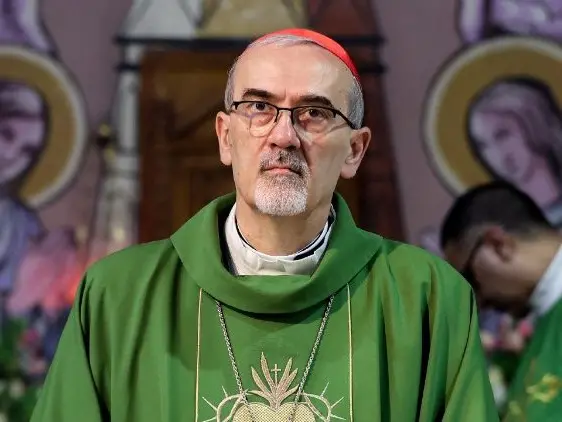 Gaza, il silenzio dei governi e il coraggio della Chiesa che resta. Durissimo il cardinale Pizzaballa: «Andarcene? Mai»