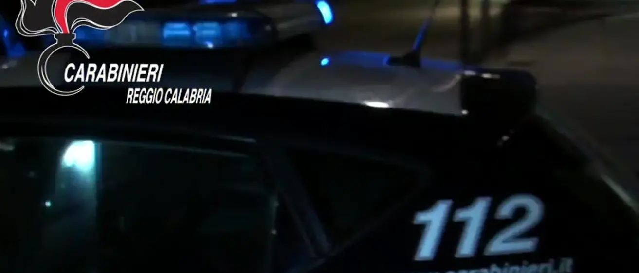 Tentano di rubare cavi elettrici e rame, tre arresti all’hotel Plaza a Villa San Giovanni, futura sede della nuova caserma dei carabinieri\n