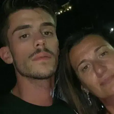 Isola Capo Rizzuto, l’appello della madre di Filippo Verterame: «È il momento di lottare per la legalità»\n