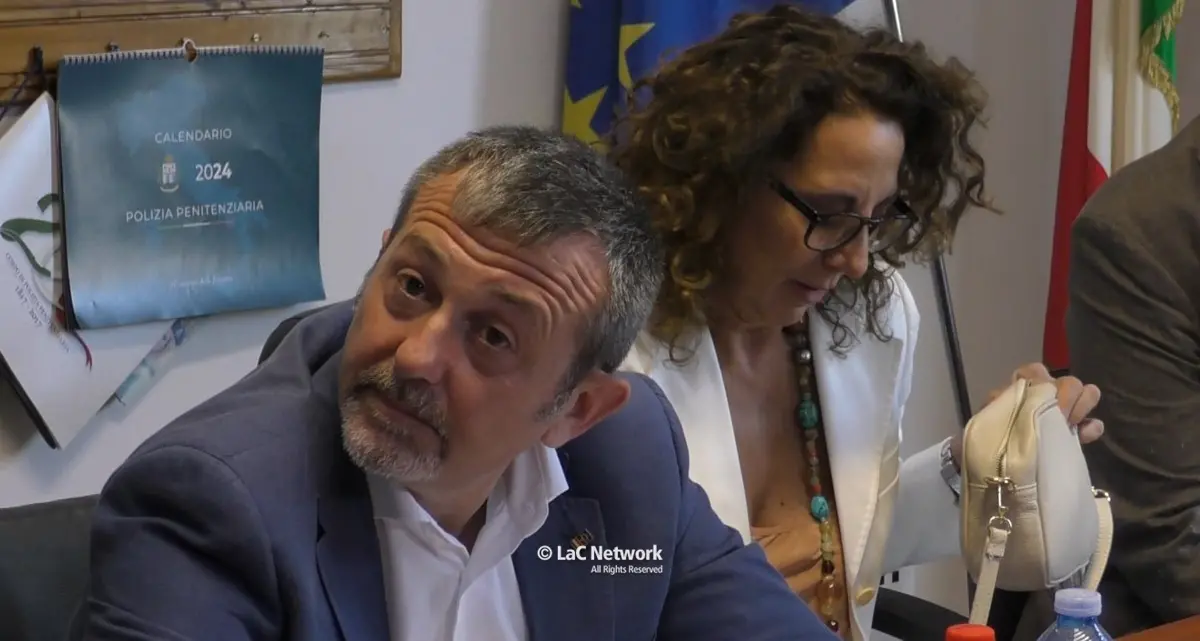 Delmastro a Catanzaro: «Mai più svuotacarceri, 10mila nuovi posti e più agenti per la sicurezza»\n