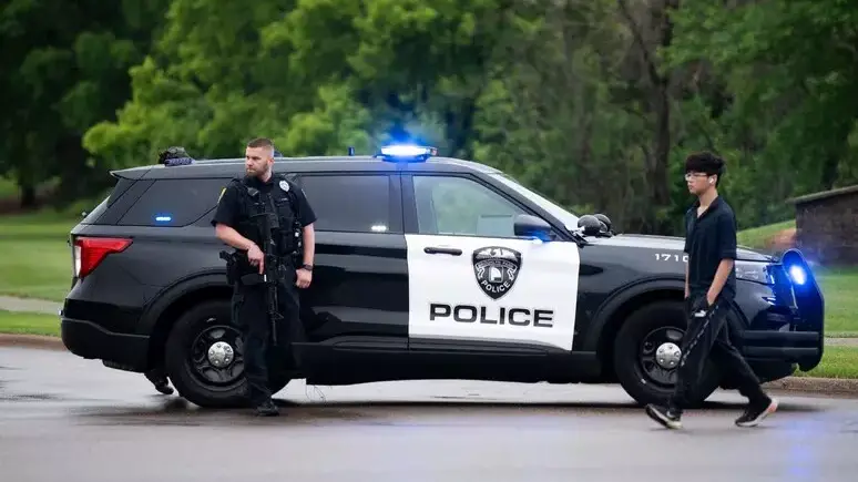 <p>Polizia americana (Ansa)</p>\\n