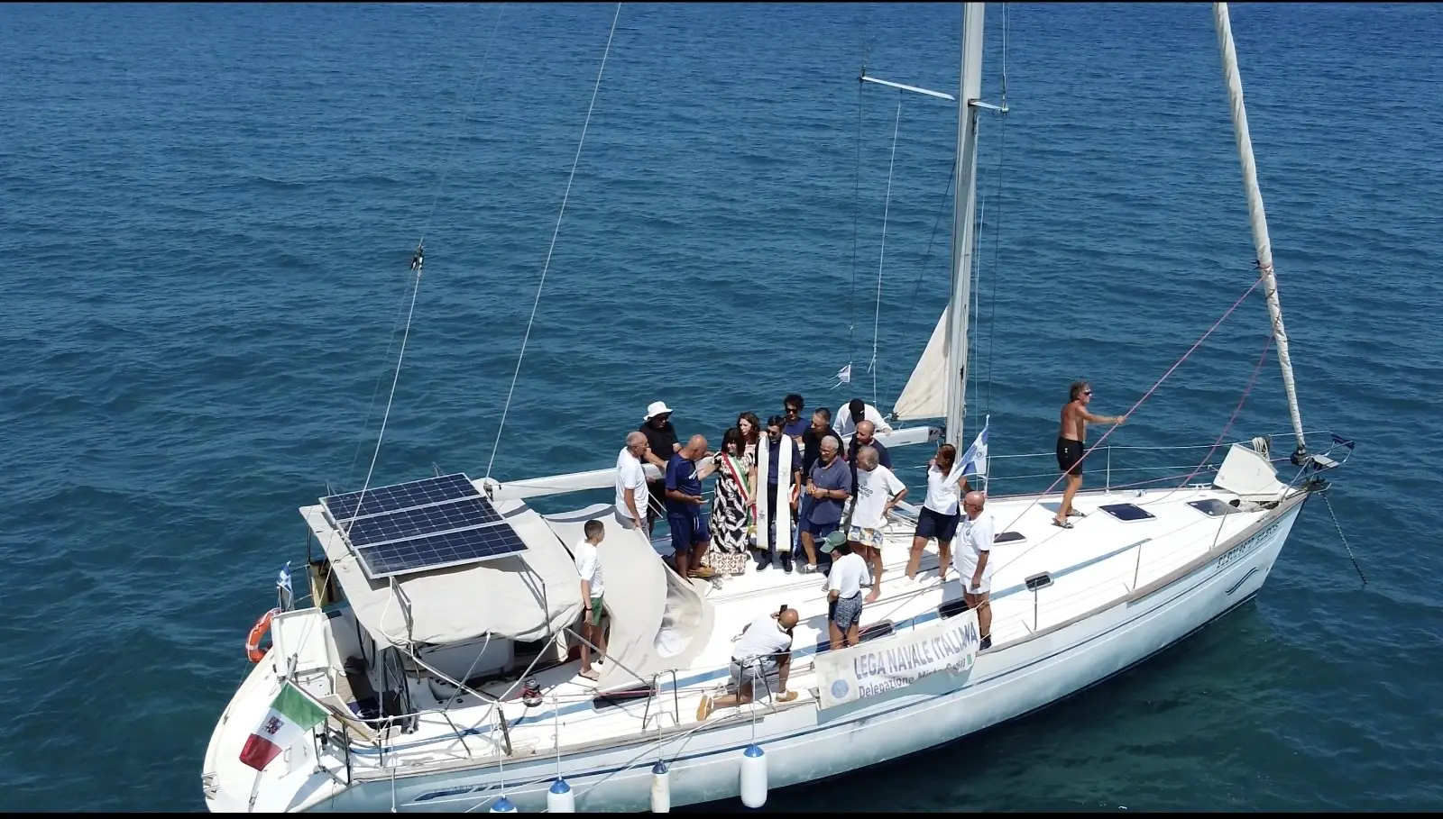Crosia, la barca Elios da bene confiscato alla mafia a simbolo di solidarietà