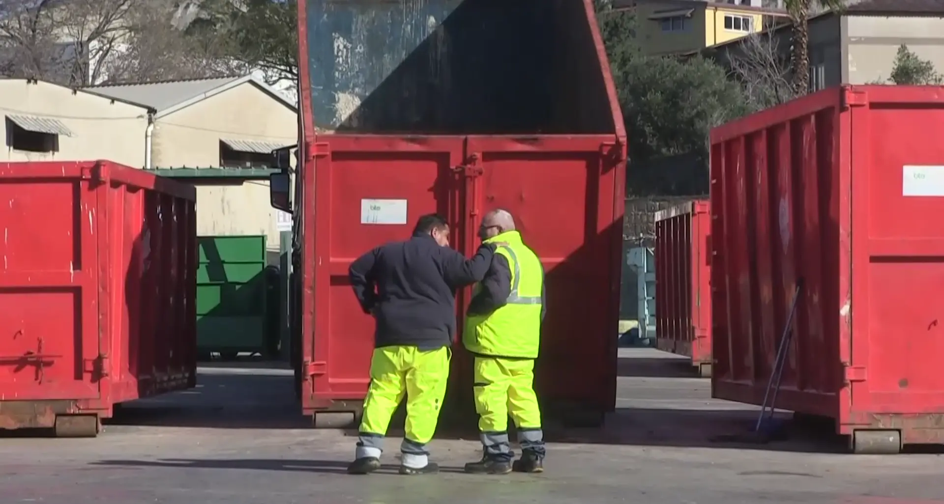 Catanzaro, pronto il nuovo bando rifiuti da 90 milioni ma il “rischio” Arrical può azzerare tutto