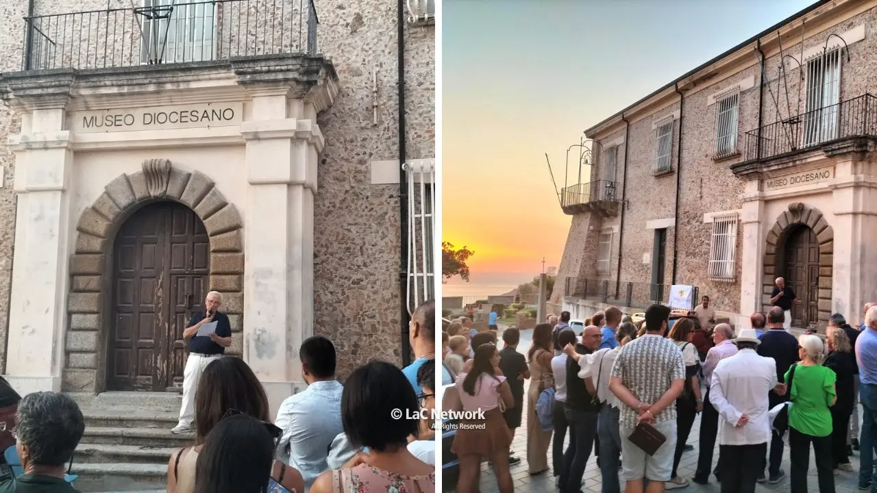 «Basta scippi», a Nicotera sit-in per chiedere la riapertura del Museo diocesano di arte sacra chiuso da 5 anni