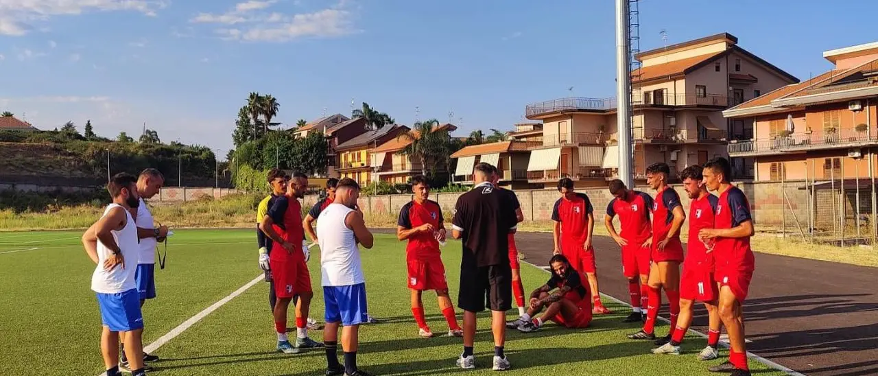 Serie D, Vibonese pronta al primo impegno stagionale. Dicorato: «Siamo carichi»\n