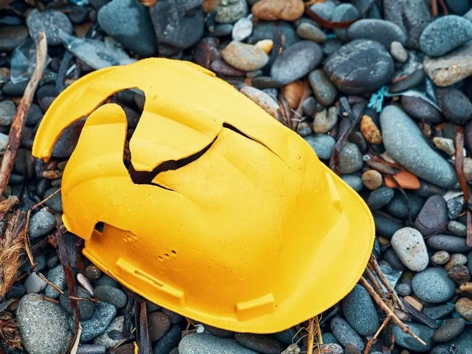 Incidenti sul lavoro, perché la magistratura assolve gli imputati per mancato nesso di causalità: il caso di Pioltello