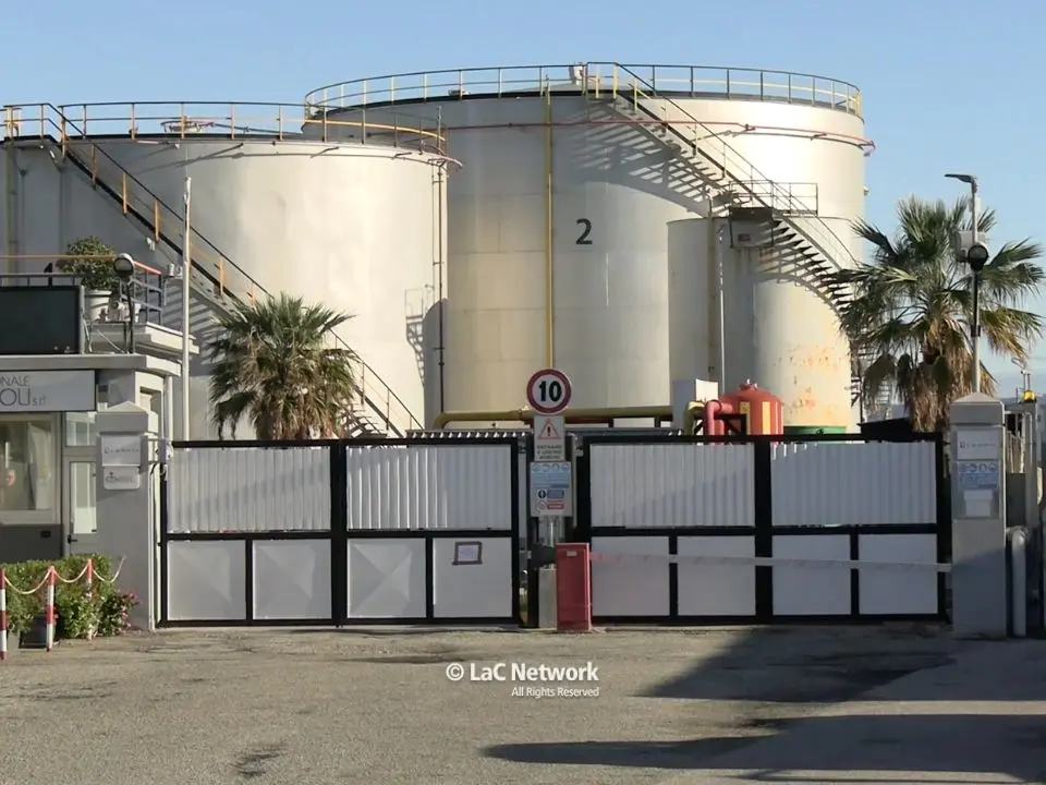 Meridionale Petroli, nelle carte la cruda realtà: «Nessuna delocalizzazione del deposito costiero è stata avviata»