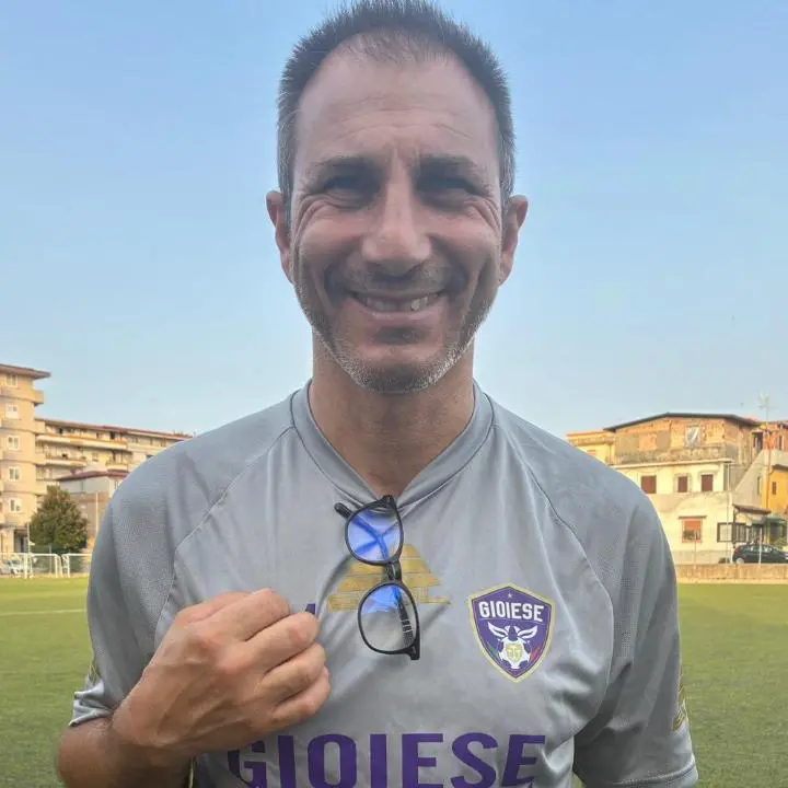 Gioiese, il nuovo allenatore sarà Claudio Tuoto: «Sempre combattivi e pronti a\u00A0sudare la maglia»\n